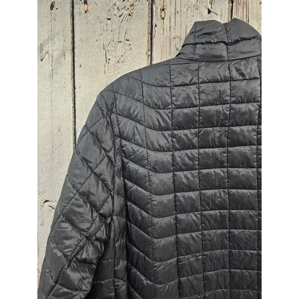 The North Face shoulders 18
